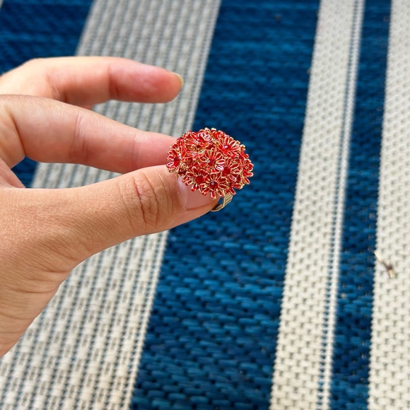 Vintage Ruby Daisy Flower Gold 14k plated  Ring - Picture 4 of 11